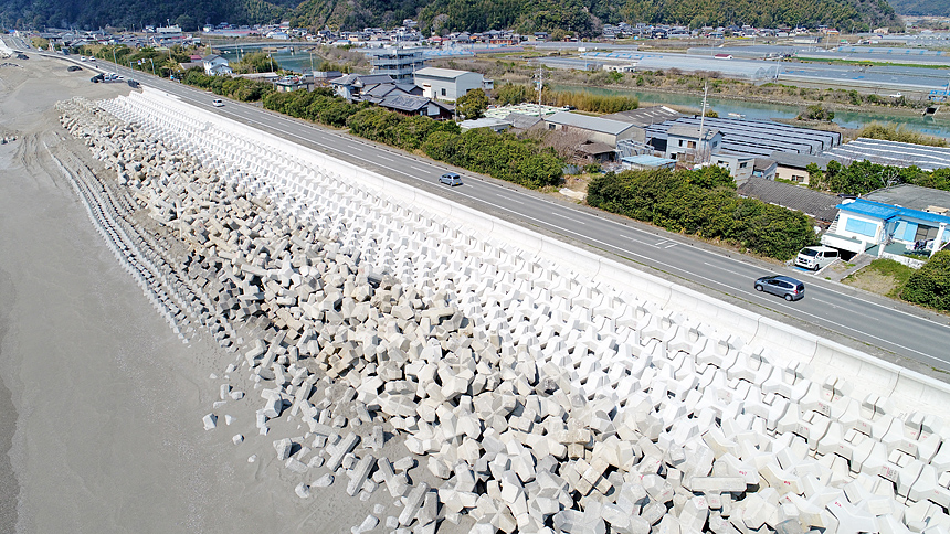 平成２８年度　戸原海岸堤防改良（その３）工事画像