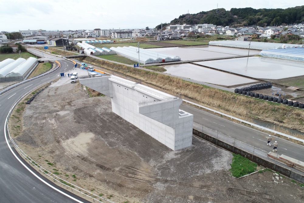 令和２－３年度　安芸道路黒鳥高架橋下部Ａ１工事画像