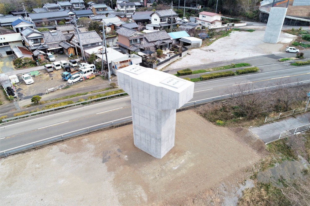 令和２－３年度　南国安芸道路赤野高架下部Ｐ２５，Ｐ２７，Ａ２工事画像