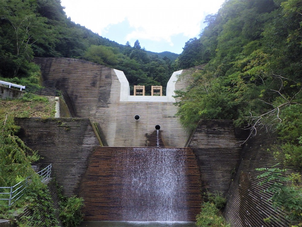 令和３－４年度　吉野川水系下中切地区集水井工事画像