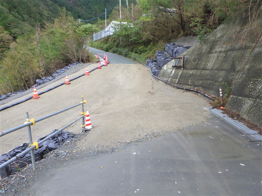 令和３－４年度　吉野川水系下中切地区集水井工事画像