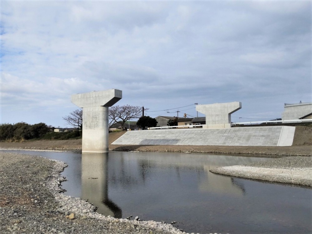 令和４－５年度　安芸道路安芸川橋下部Ｐ６，Ｐ８外工事画像